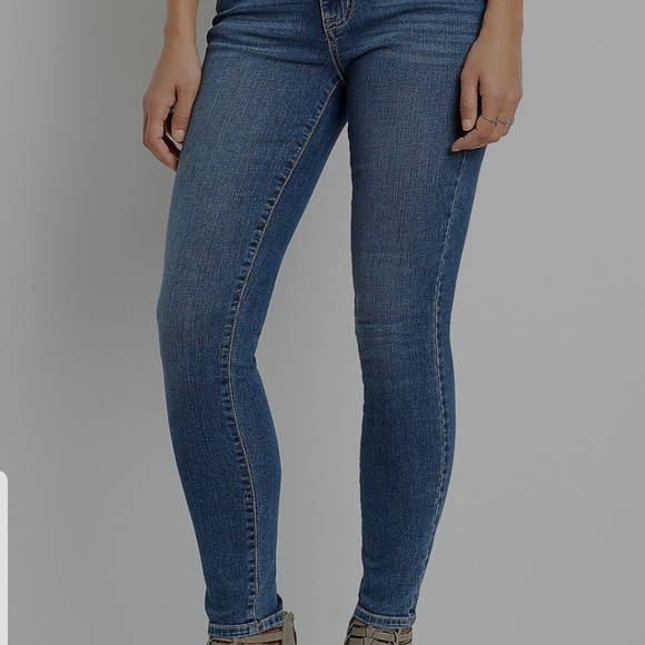 m jeans by maurices™ Classic Skinny Mid Rise Jean - Picture 2 of 4